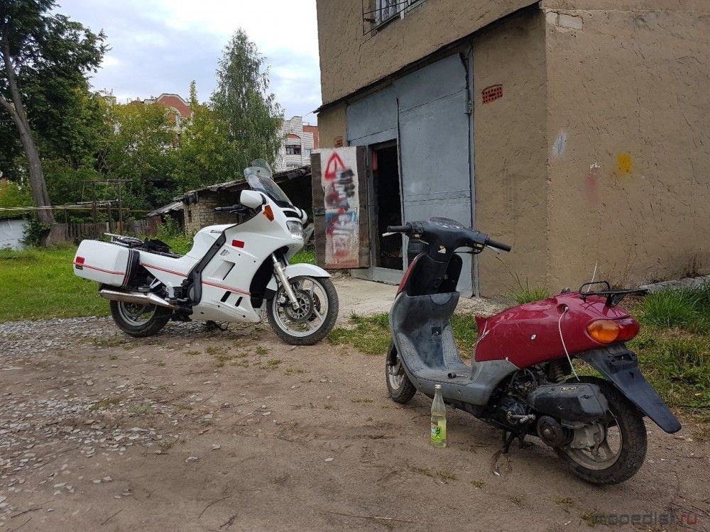 ezw5n_rJek8.jpg